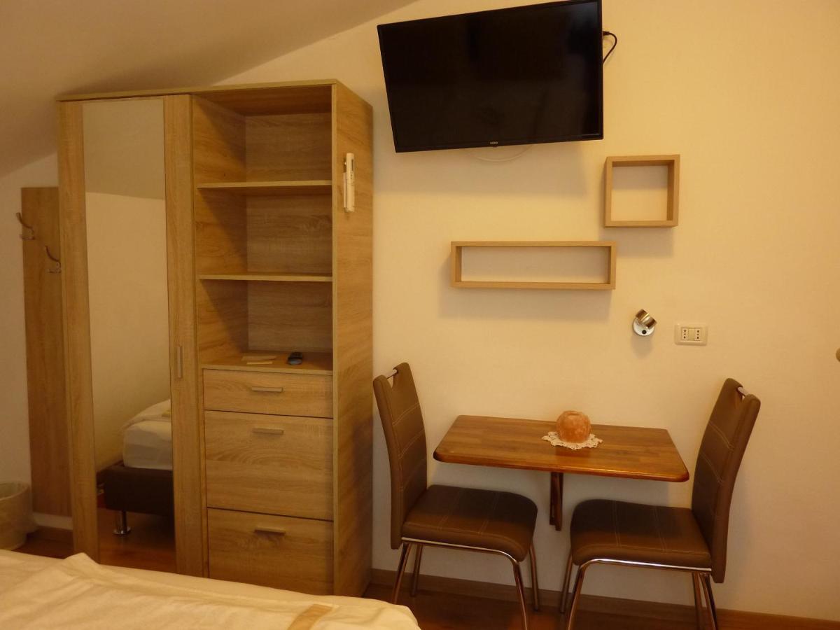 Rooms Gril Postojna Εξωτερικό φωτογραφία