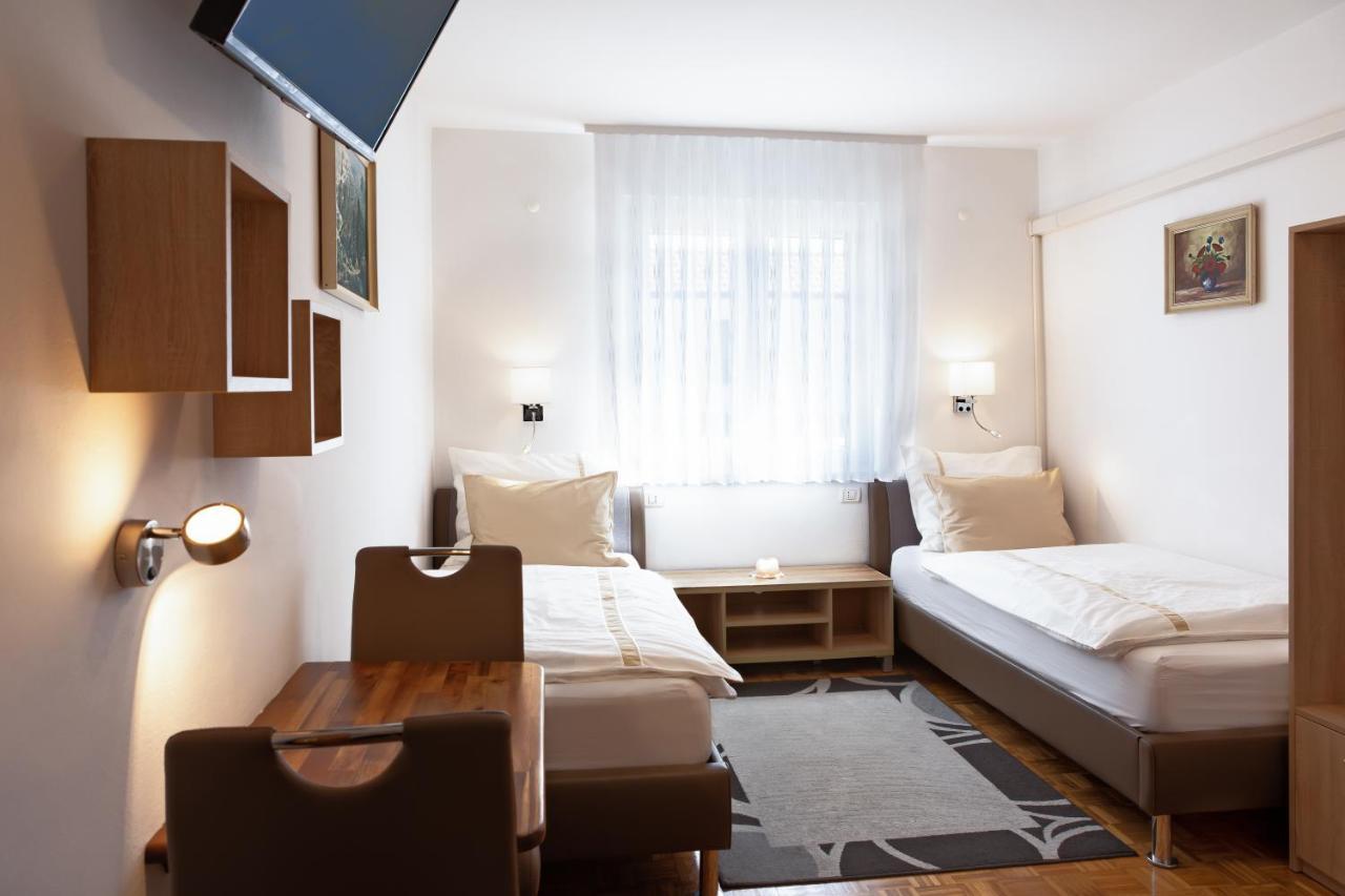 Rooms Gril Postojna Εξωτερικό φωτογραφία