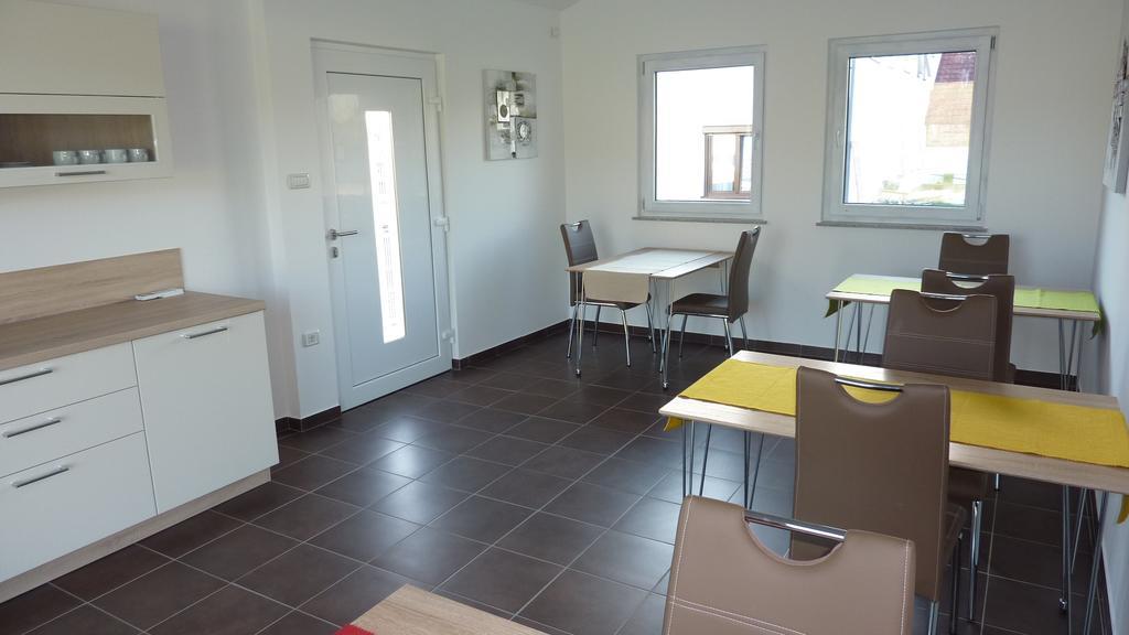 Rooms Gril Postojna Εξωτερικό φωτογραφία
